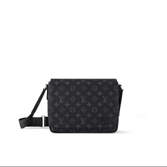 Louis Vuitton District PM Monogram Eclipse - Picture 1 of 6